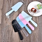 Cut & Serve Plastic Knife 1Pc (Random Colours)
