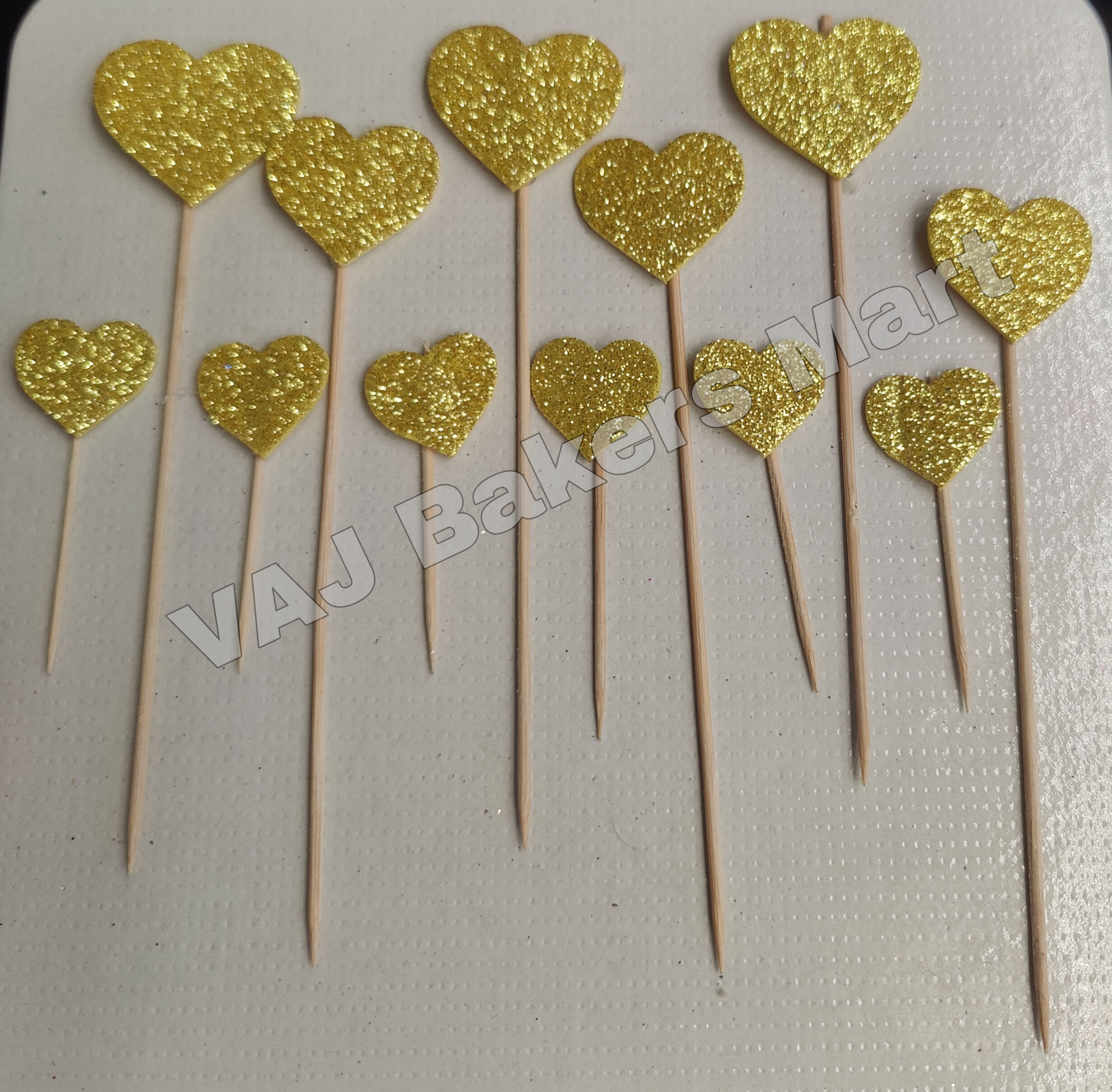 Paper Glitter Gold Heart Topper