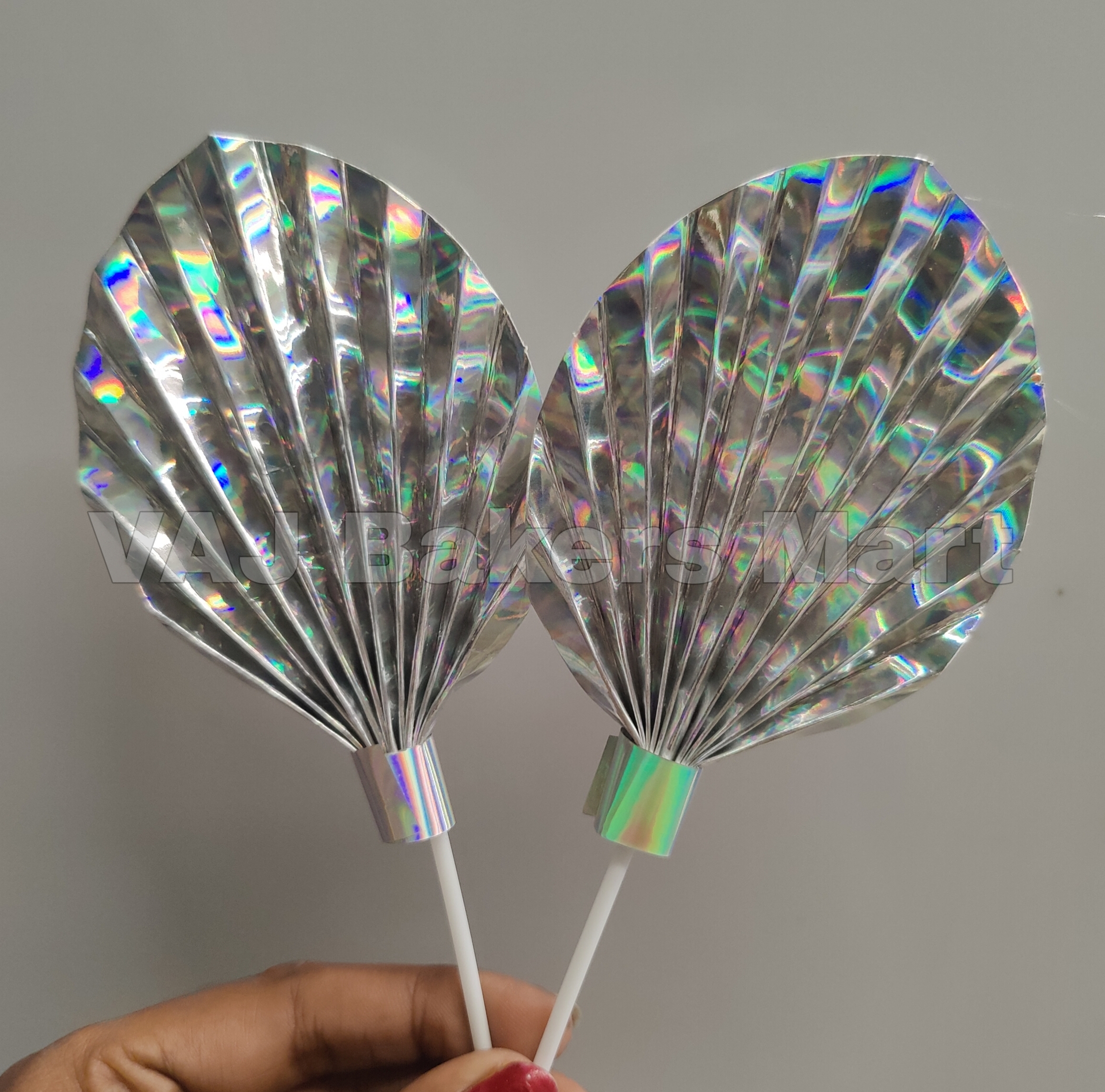 Silver Palm Leaf Topper