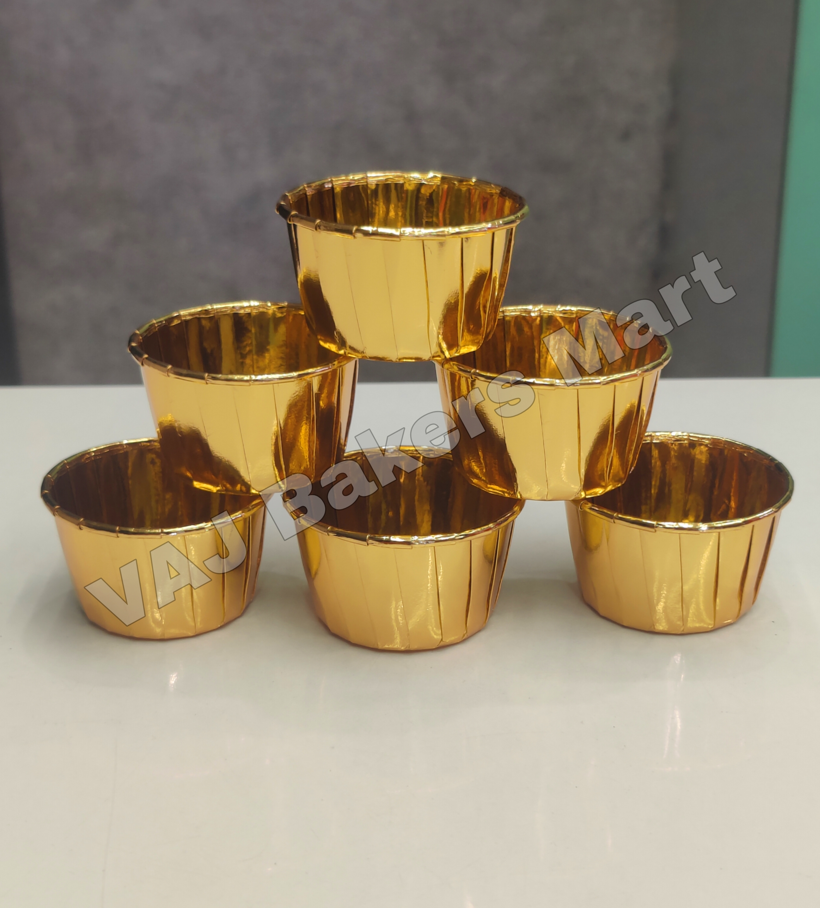 D05 Imported Gold Cup Cake Liner Mould