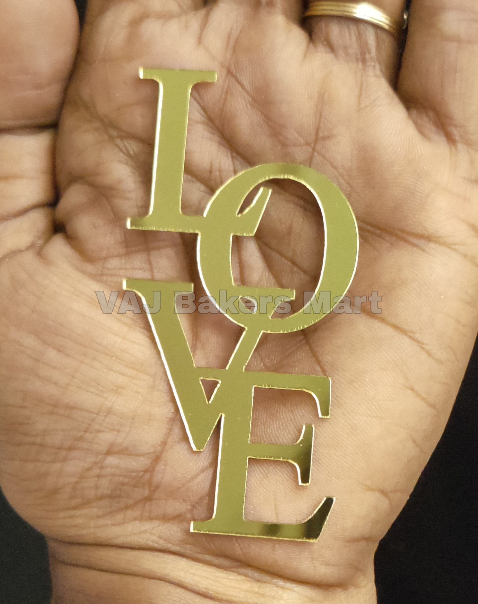 Acrylic Love Cutout 1Pc