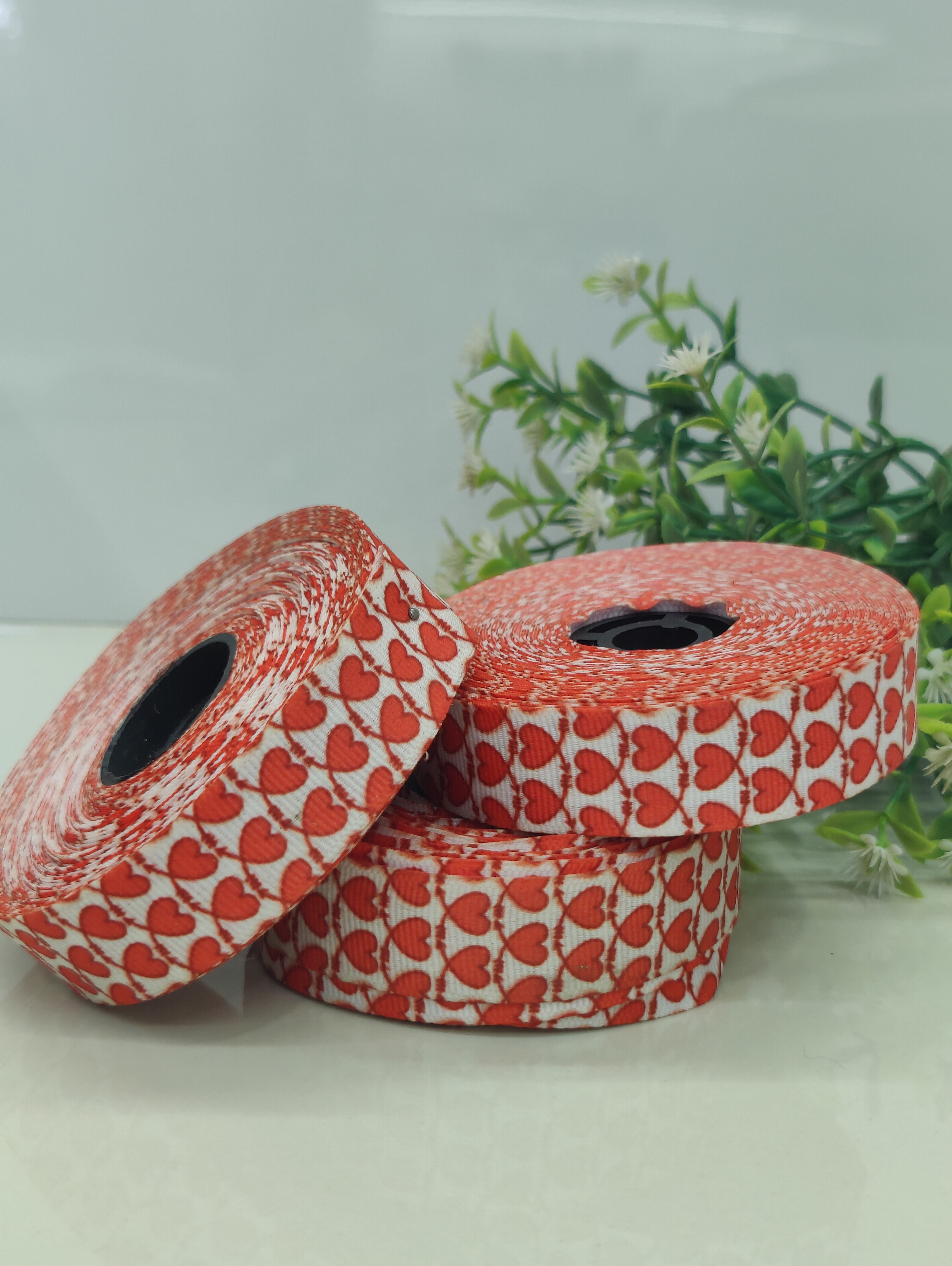 LH1 1" Lace 1M - Red Heart
