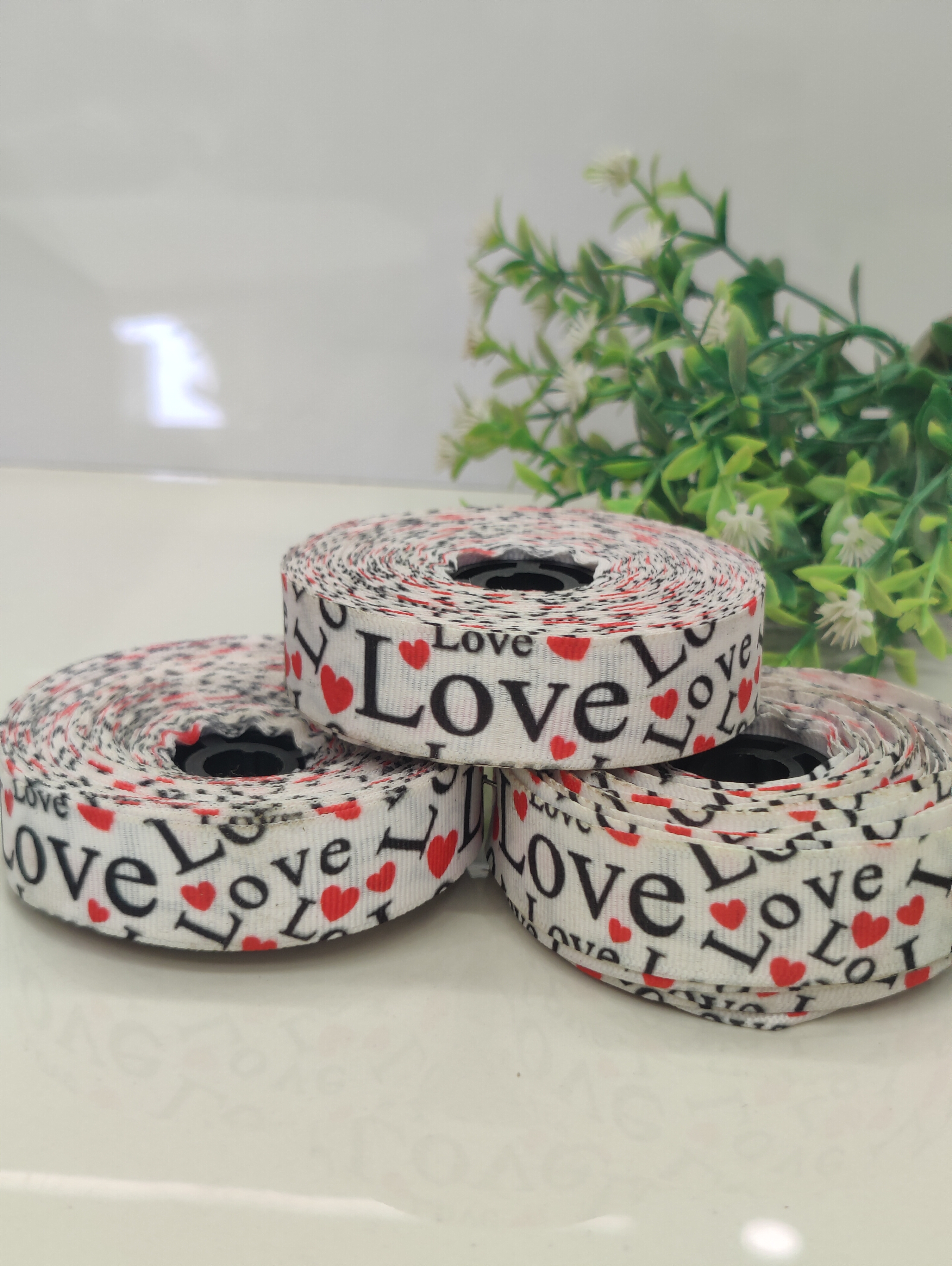 LH3 1" Lace 1M - Love Heart