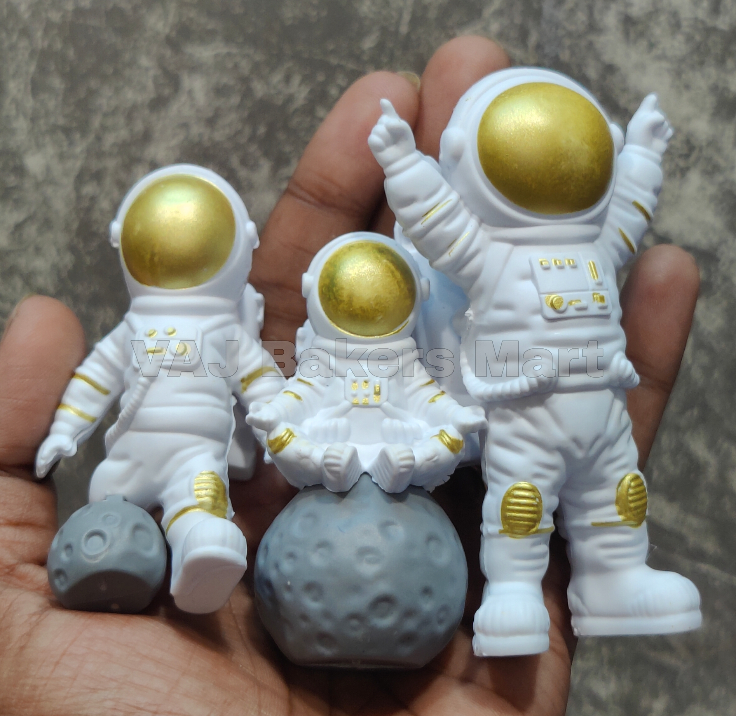 Astronauts Toys Set - Gold