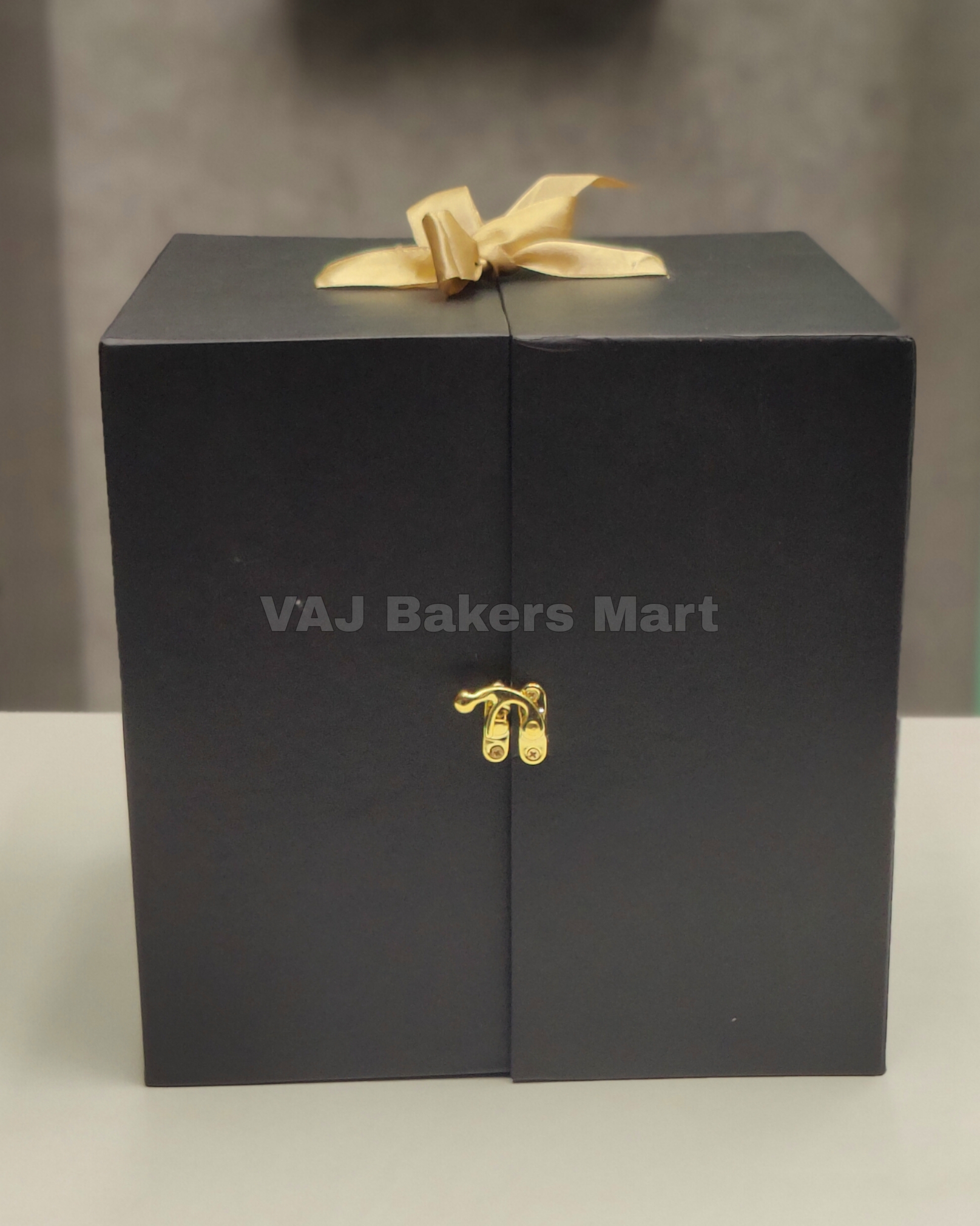 Surprise Gift Box - Black