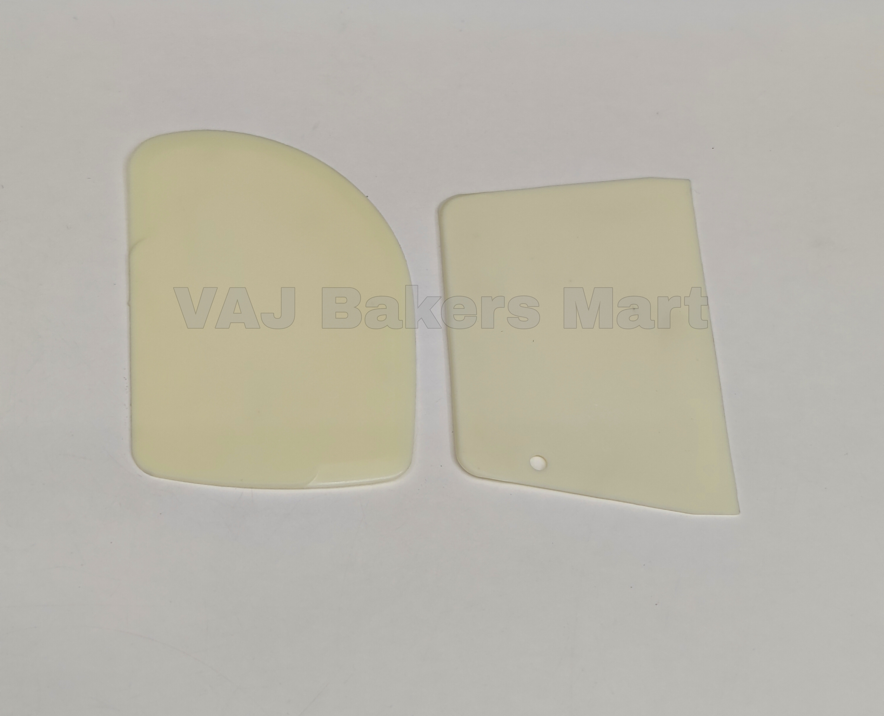 Noor Plastic Scrapper L & D